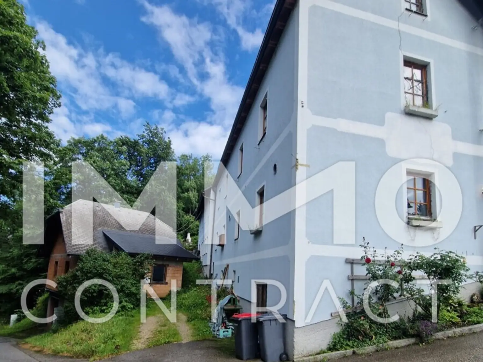 Mehrfamilienhaus in Puchenstuben