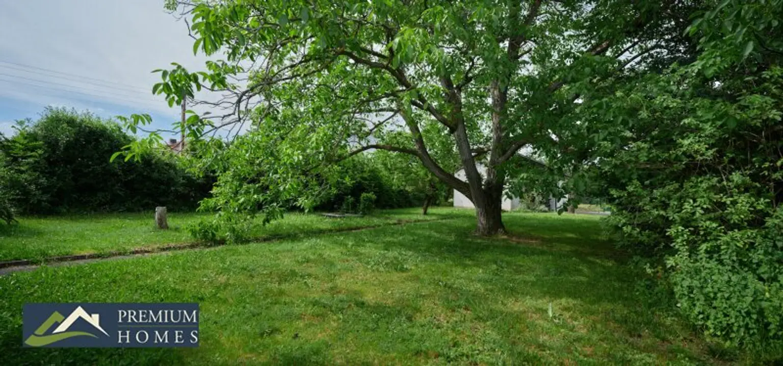 NEUNKIRCHEN - Ferienhaus mit großem Garten - Gartenschau