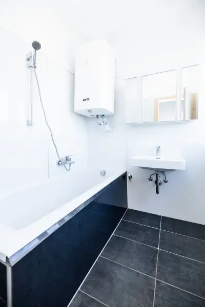 HIGHLIGHT I BALKON I BAD MIT WANNE I RENOVIERT I CLEVERER GRUNDRISS I PETS OK I RUHIGES WOHNEN I LETZTER STOCK MIT LIFT I I PROJEKT WOHNEN