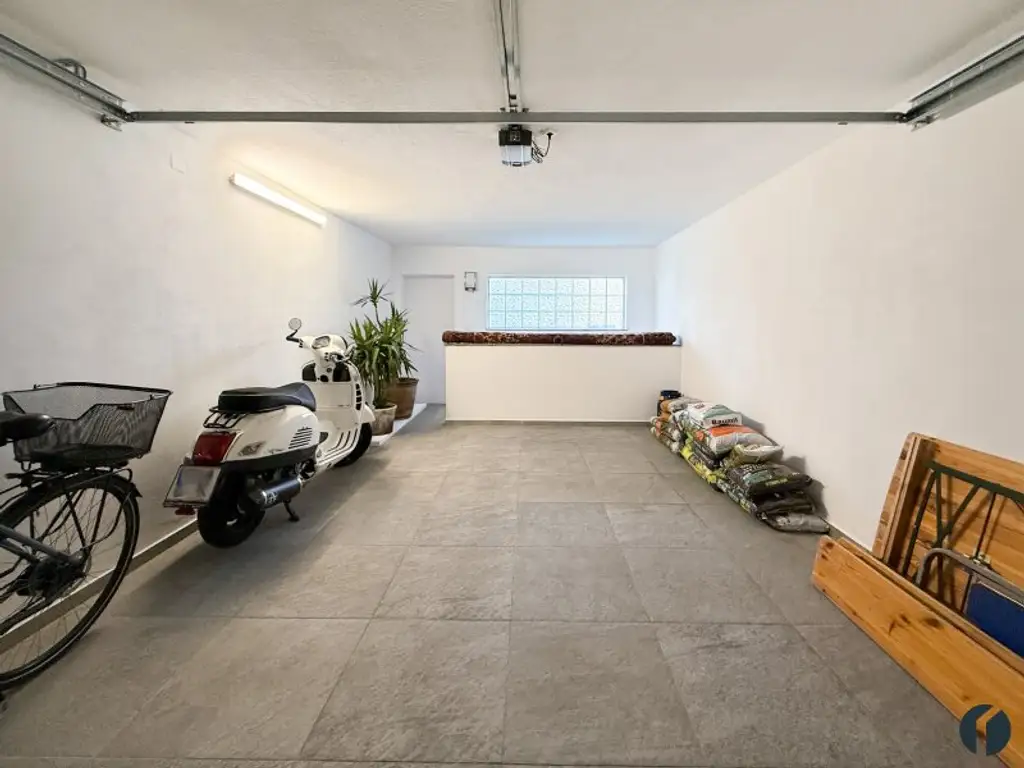 Gepflegtes Einfamilienhaus mit Pool und Wohlfühlgarten in ruhiger Lage von Tulln