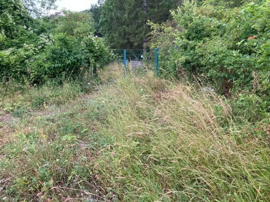 Naturidylle am Anninger - Kleingartenhaus mit großem Garten !