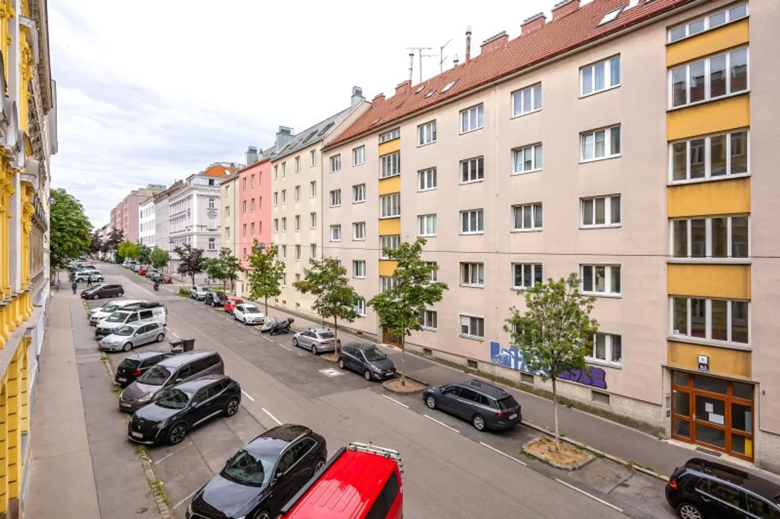 ++NEU++ perfekt geschnittene 2-Zimmer Altbauwohnung, wunderschöner Stilaltbau!