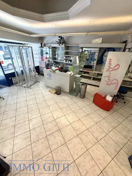 IHRE CHANCE IN DER TABORSTRASSE – REPRÄSENTATIVES GESCHÄFTSLOKAL MIT 196 M² GNF ZU MIETEN!