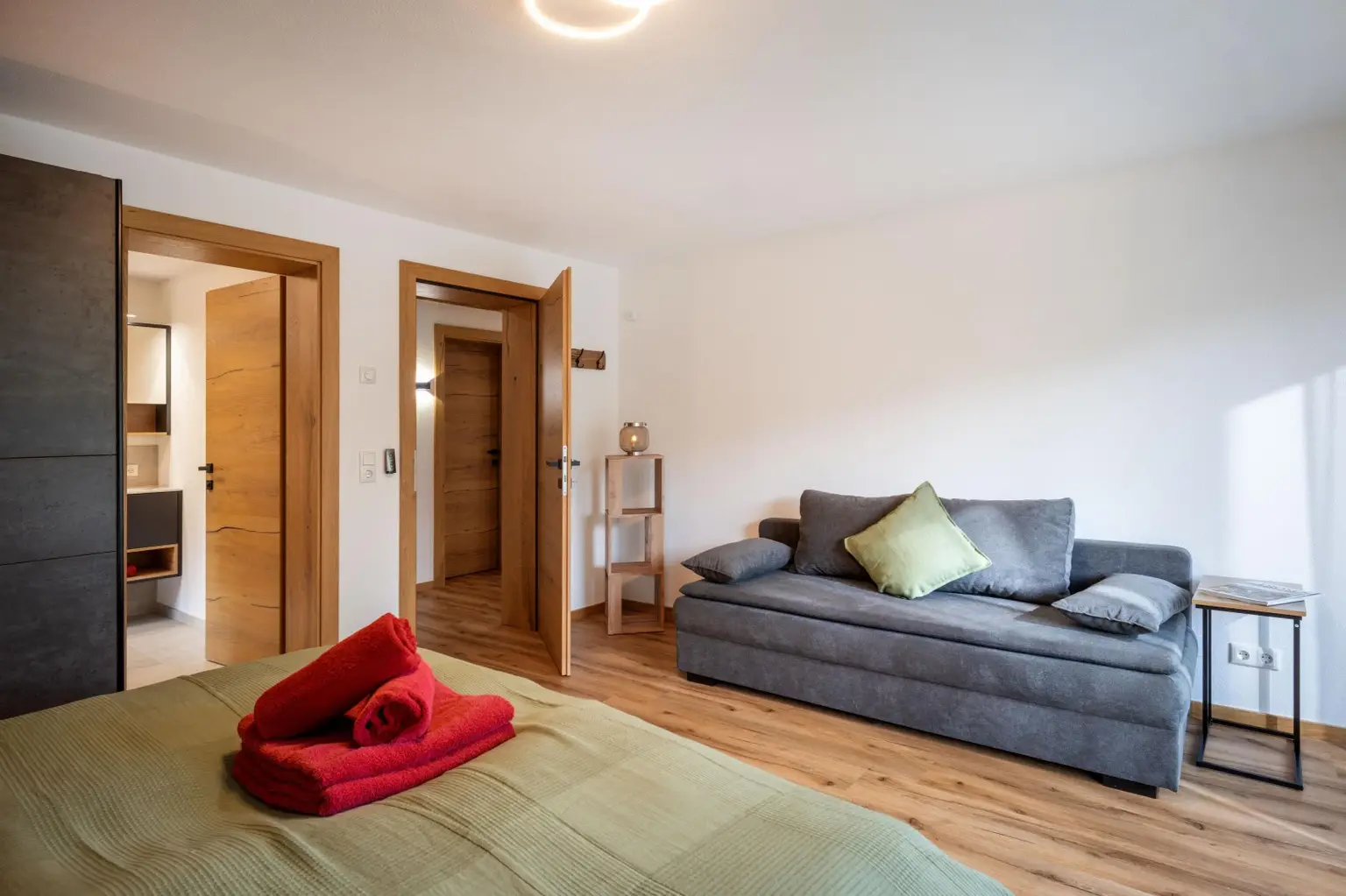 2. Schlafzimmer