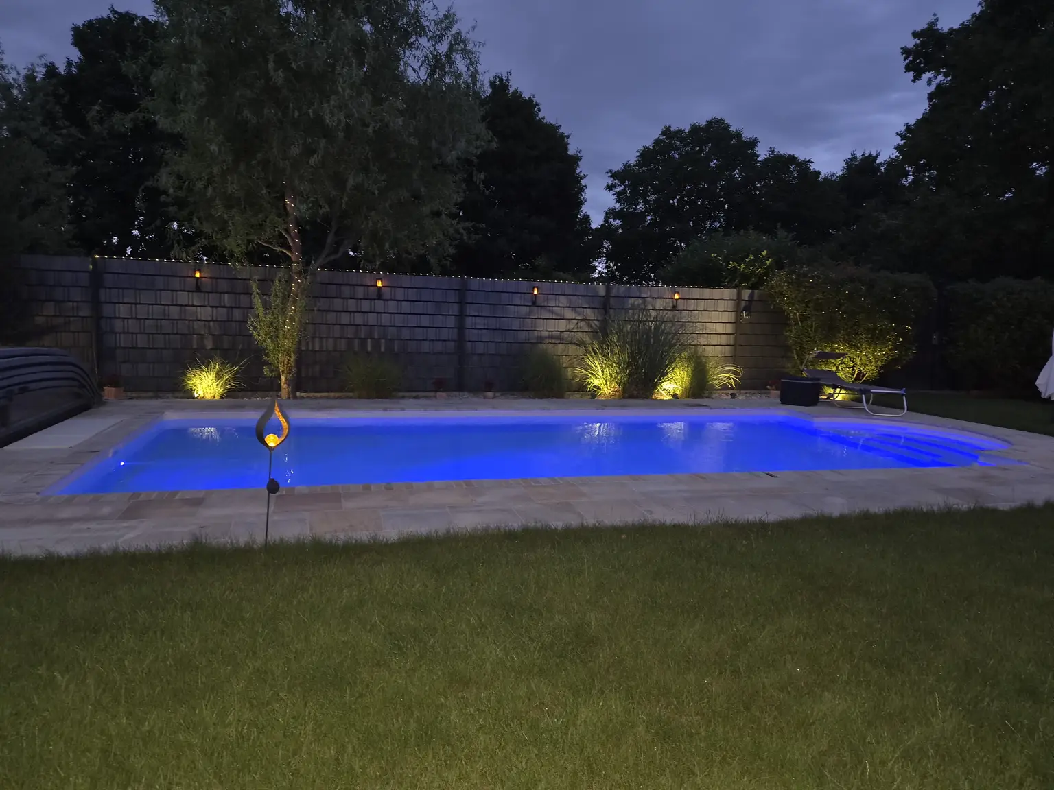 Oase!! - Bungalow mit Swimmingpool auf Pachtgrund!