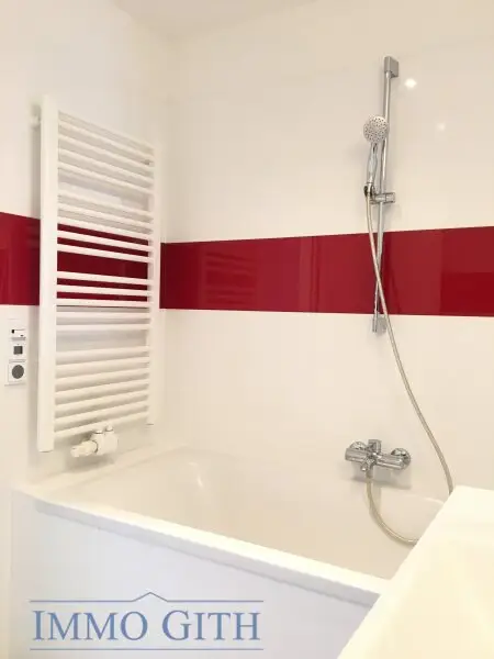 MODERNE & HELLE CA. 45 m² GROSSE 2-ZIMMER-WOHNUNG MIT LIFT, KELLERABTEIL IN DER RÖMERGASSE (1160 WIEN) ZU MIETEN!