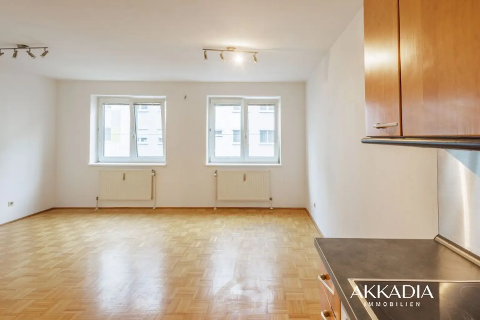 Ruhige 2-Zimmer-Wohnung mit Gartenblick und Garagenplatz