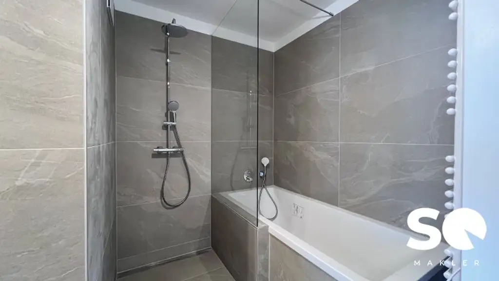 # SQ - EXKLUSIVE DACHGESCHOSSWOHNUNG IN 1030 WIEN - SEIDLGASSE - 2 ZIMMER und TERRASSE - TOP 13