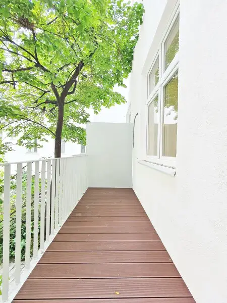 ++NEU++ HIGH-END große 4-Zimmer STILALTBAUWOHNUNG mit zwei Balkonen absolut ruhig und GRÜN-Ausblick!  Luxus Erstbezug, in Prime-Location NÄHE Urania! U-BAHN & CAT +++