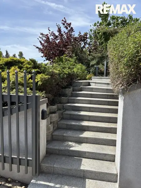 Charmanter Bungalow mit 3 Zimmern im idyllischen Illmitz auf 992 m² Eigengrund!