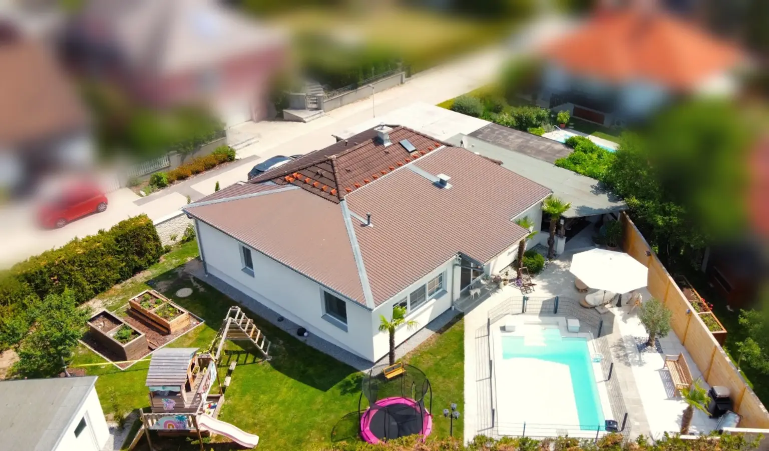 [06776] Unterkellerter Bungalow in ruhiger Siedlungslage mit Pool