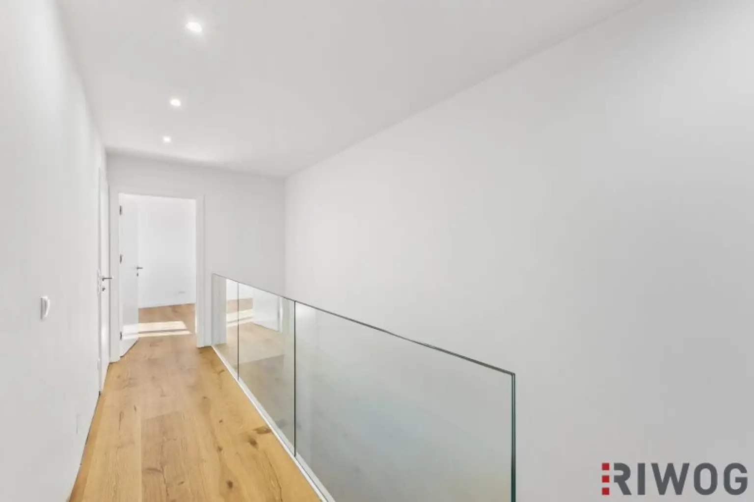 SANIERTES HAUS + 140m² SÜD-GARTEN | 5 MIN vom BHF MEIDLING (U6/S-Bahn) | LUFTWÄRMEPUMPE | RUHELAGE | NUTZUNGSRECHT 250m² Grünfläche