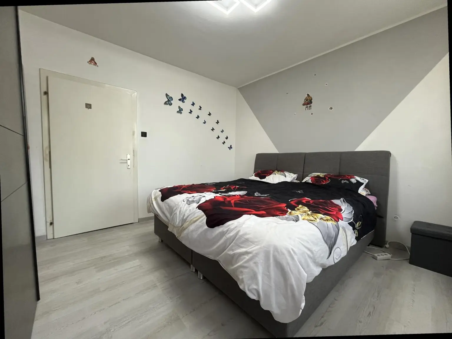Schlafzimmer 1 II