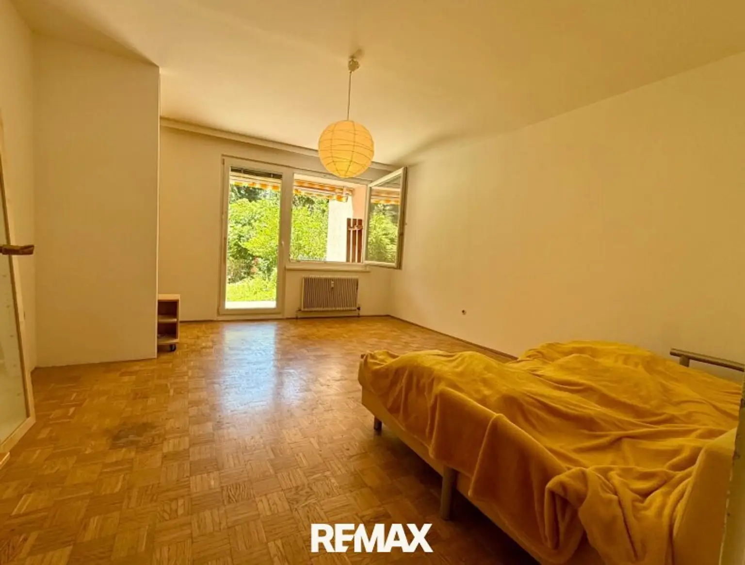 2 Wohnzimmer