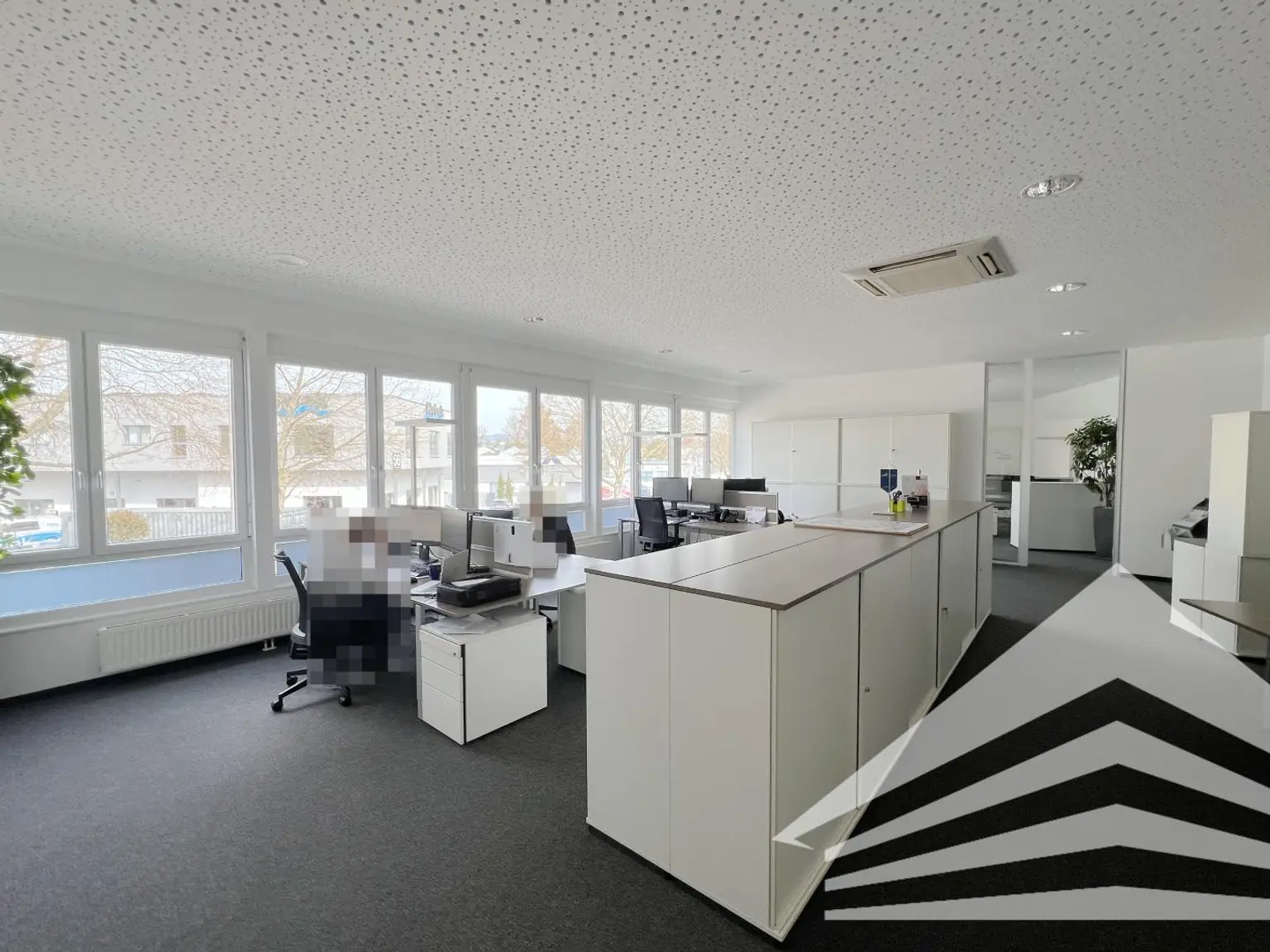 Großraumbüro offen