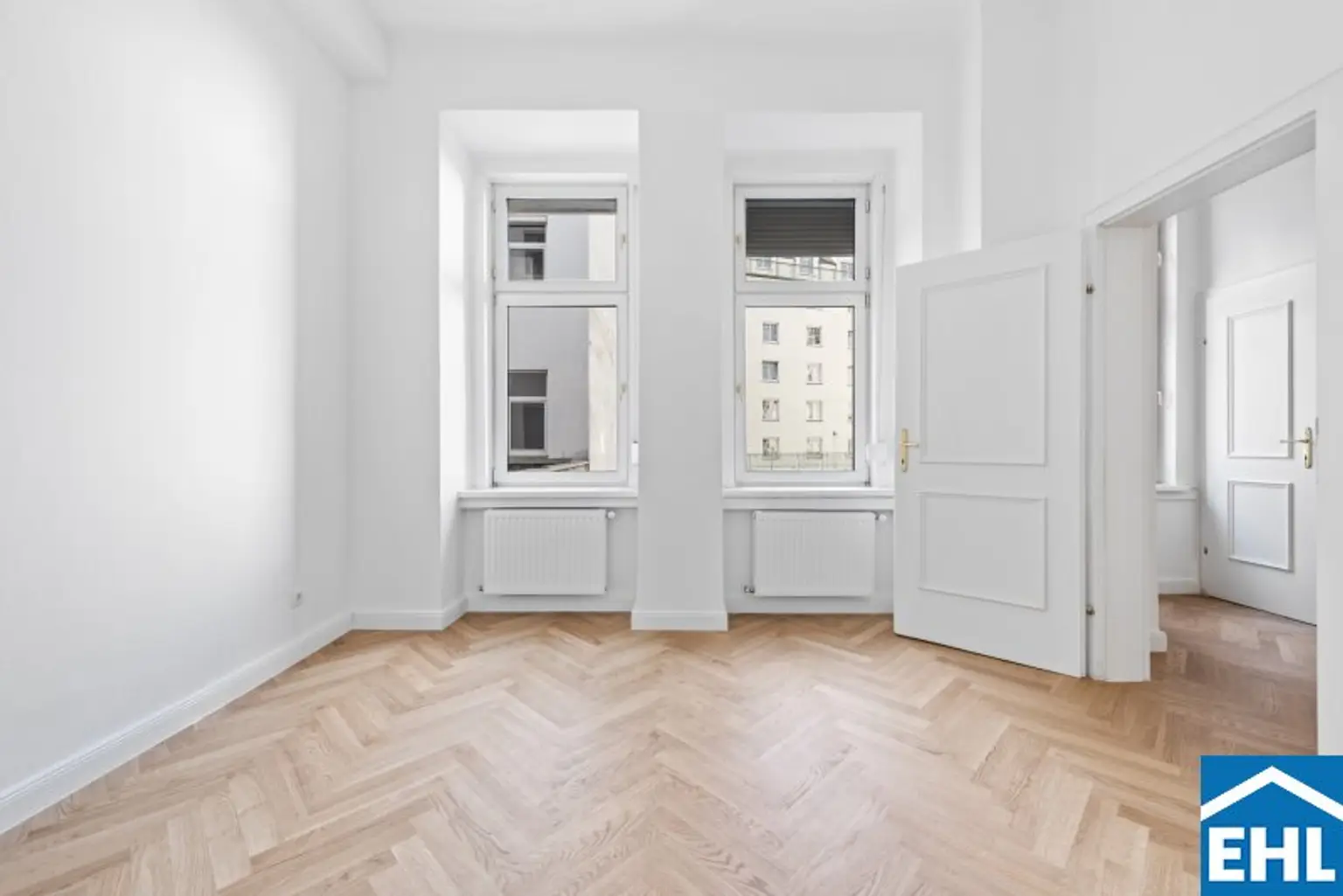 Erstbezug nach Sanierung: Prachtvolle 3 Zimmer-Altbauwohnung Nähe U4 Pilgramgasse