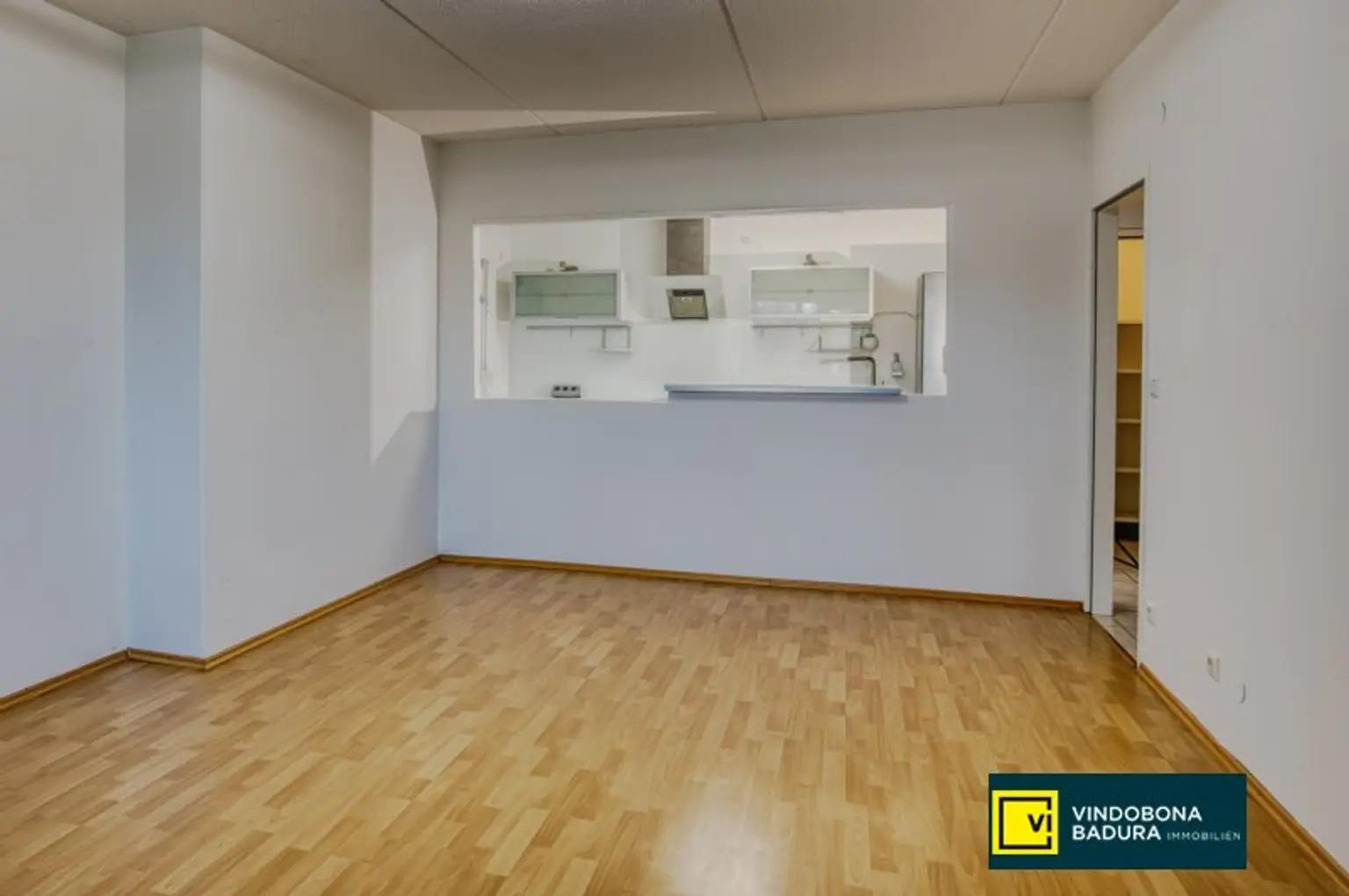 Familienfreundliche 3-Zimmer Wohnung mit Loggia | Optimale Raumaufteilung | Garagenparkplatz