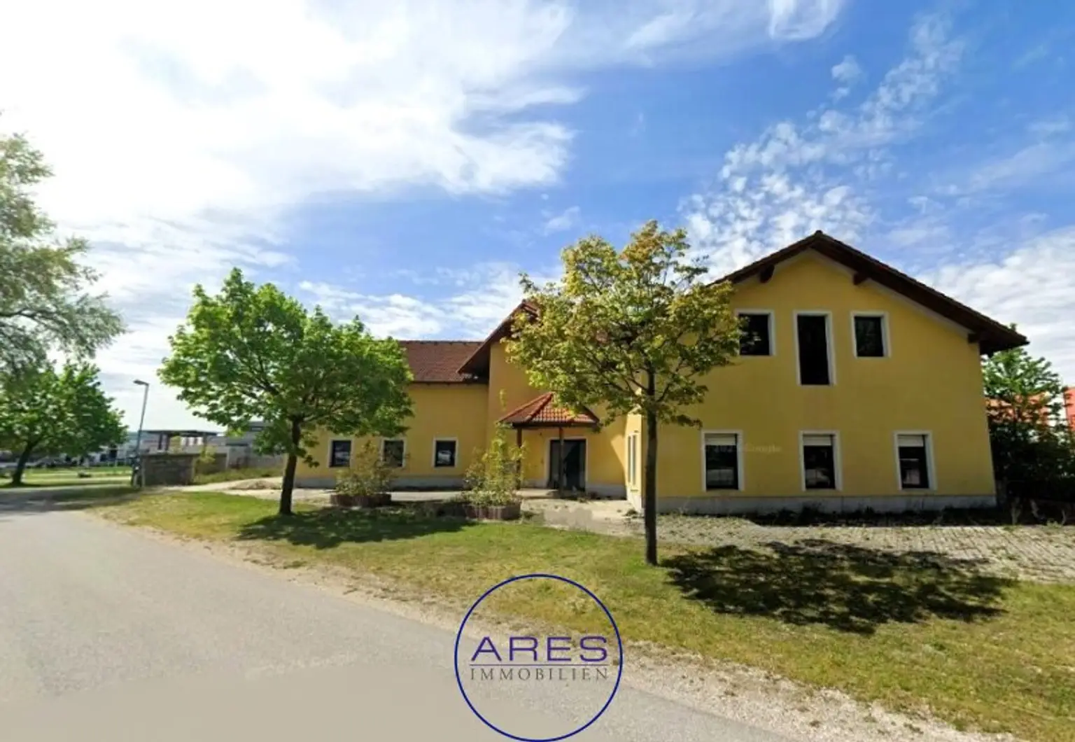 Betriebsobjekt in Toplage 6km zur S1 (Korneuburg) - Arbeiten und Wohnen - DIE Basis für Ihr Unternehmen!  Adaptierung nach Vereinbarung!
