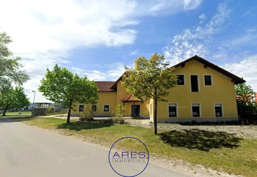 Betriebsobjekt in Toplage 6km zur S1 (Korneuburg) - Arbeiten und Wohnen - DIE Basis für Ihr Unternehmen!  Adaptierung nach Vereinbarung!