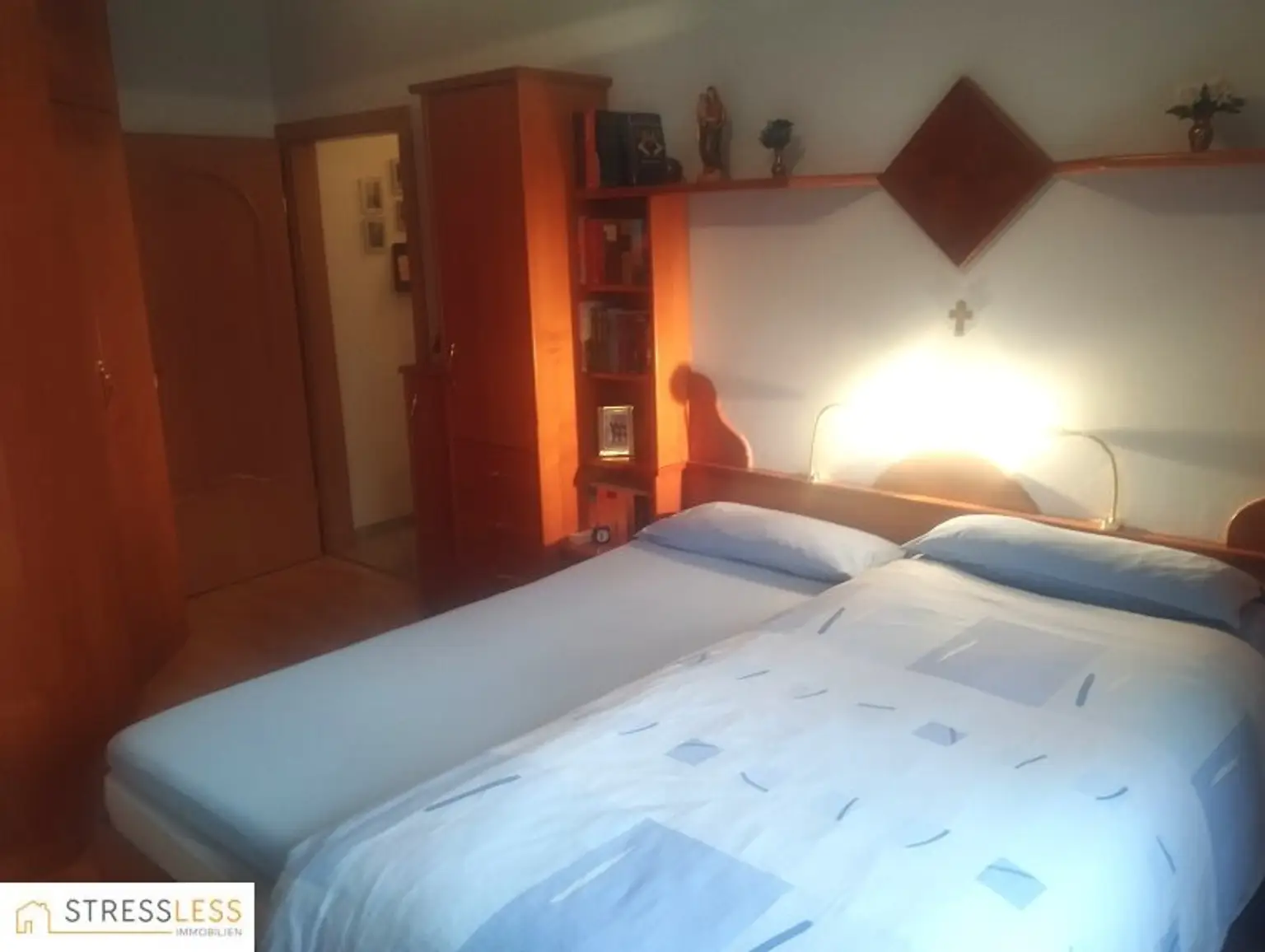 Großzügig geschnittenes Ein- / Zweifamilienhaus nur 3 Minuten vor der Wiener Stadtgrenze!