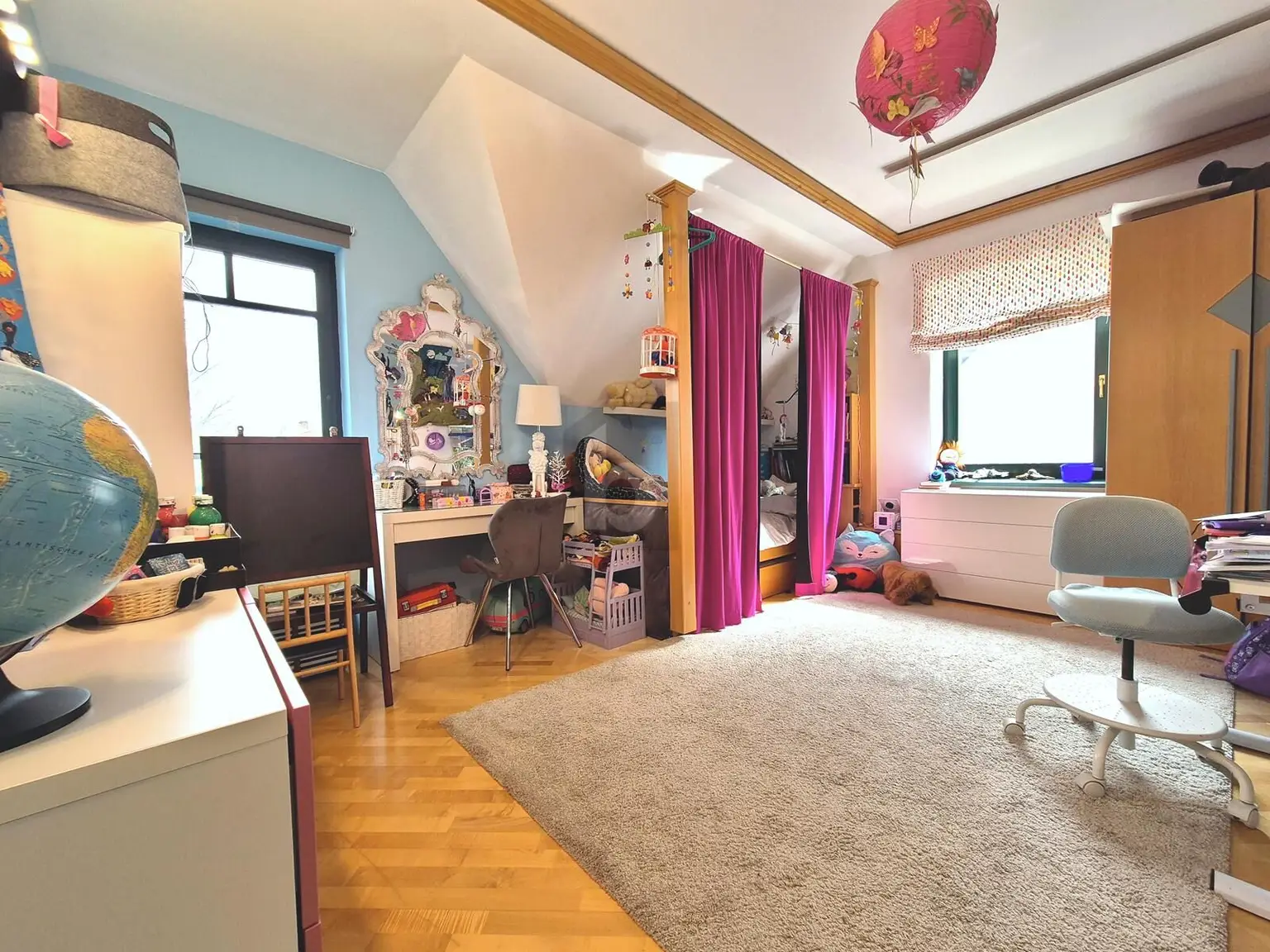 ZEITLOSE ELEGANZ MIT TRAUMHAFTEM GARTEN!