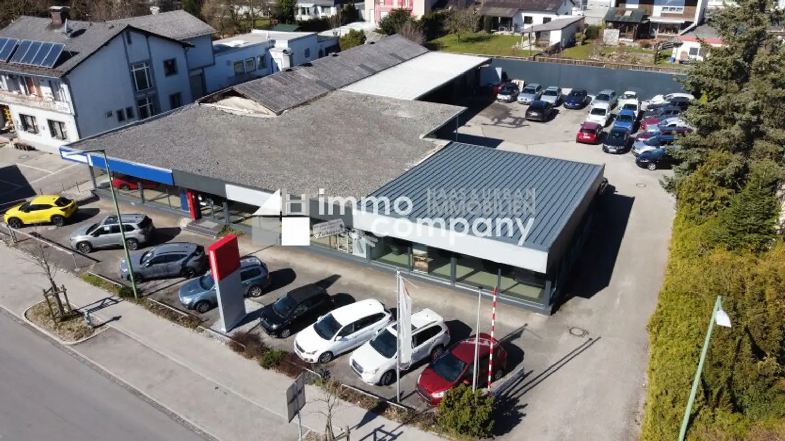 TOP-LAGE! AUTOHAUS IN SEHR GUTER VEKEHRSLAGE