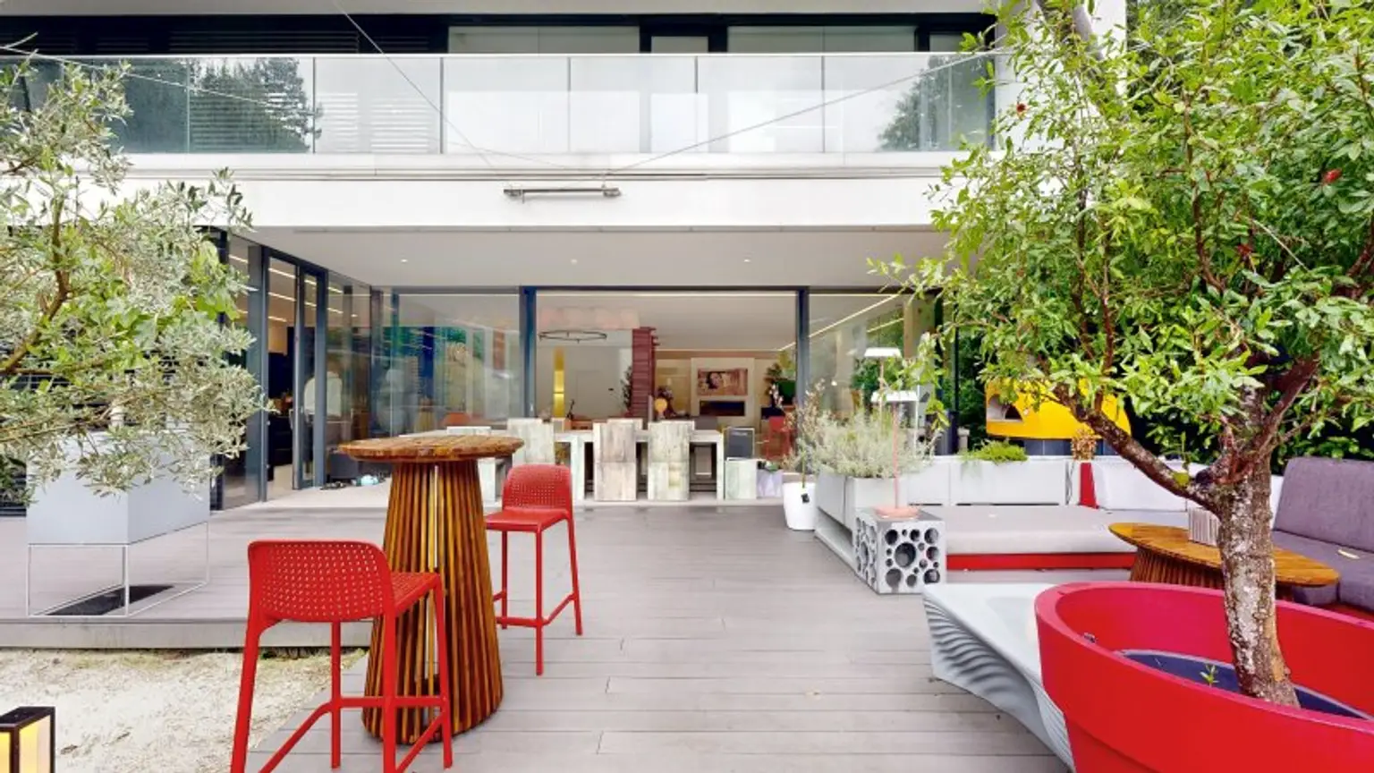 Luxusvilla mit Infinitypool in absoluter Ruhelage in Hinterbrühl – Exklusives Anwesen mit Top-Ausstattung