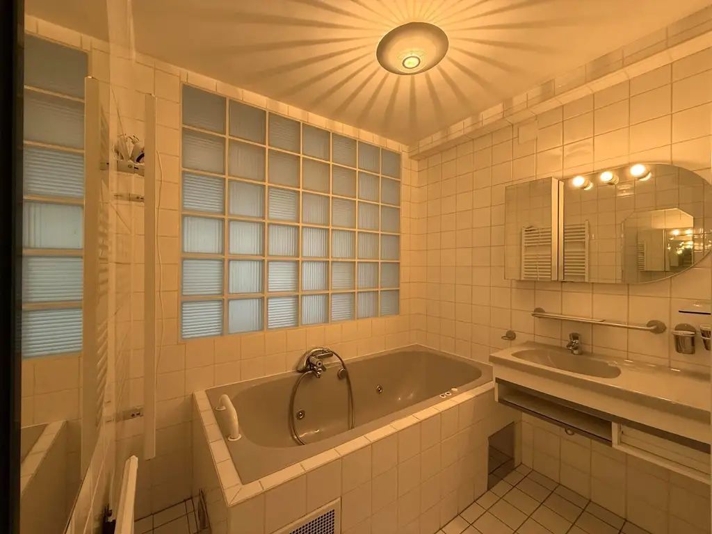Modernes Atelier, Loft, Dachterrasse im Neunzehnten // Modern Studio, loft, roof terrace in the nineteenth //