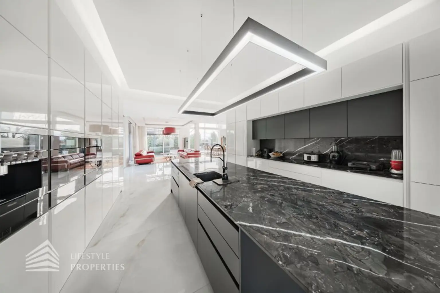 Grandiose Luxusvilla mit Pool - Ihr Rückzugsort Nähe Wienerberg