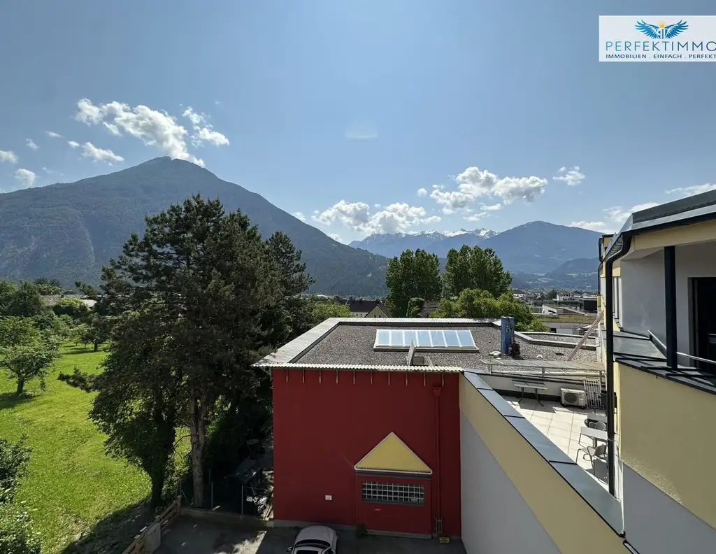 Zentrale 4-Zimmer-Wohnung im Dachgeschoß