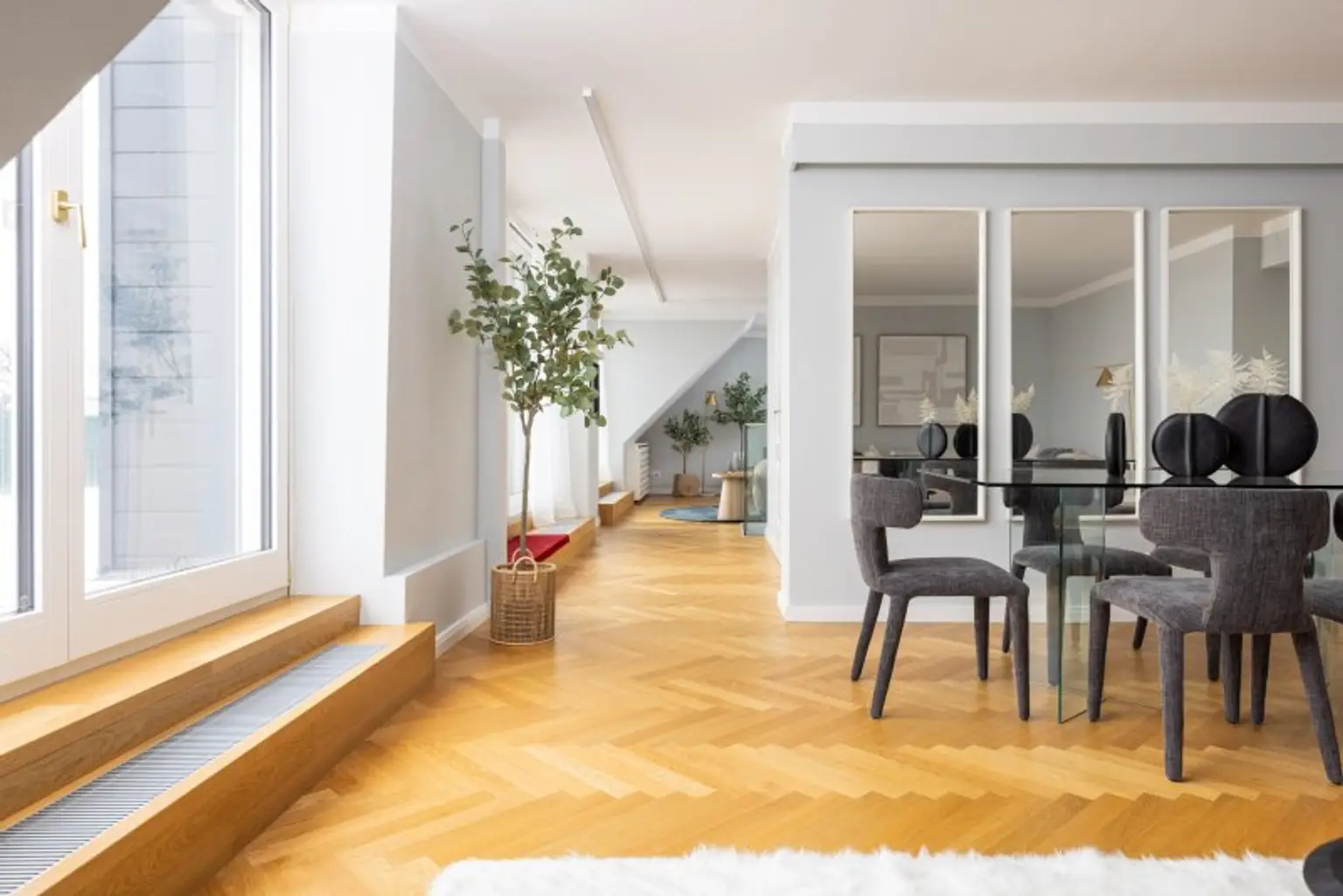 PENTHOUSE MIT TRAUMHAFTER TERRASSE AUF EINER EBENE