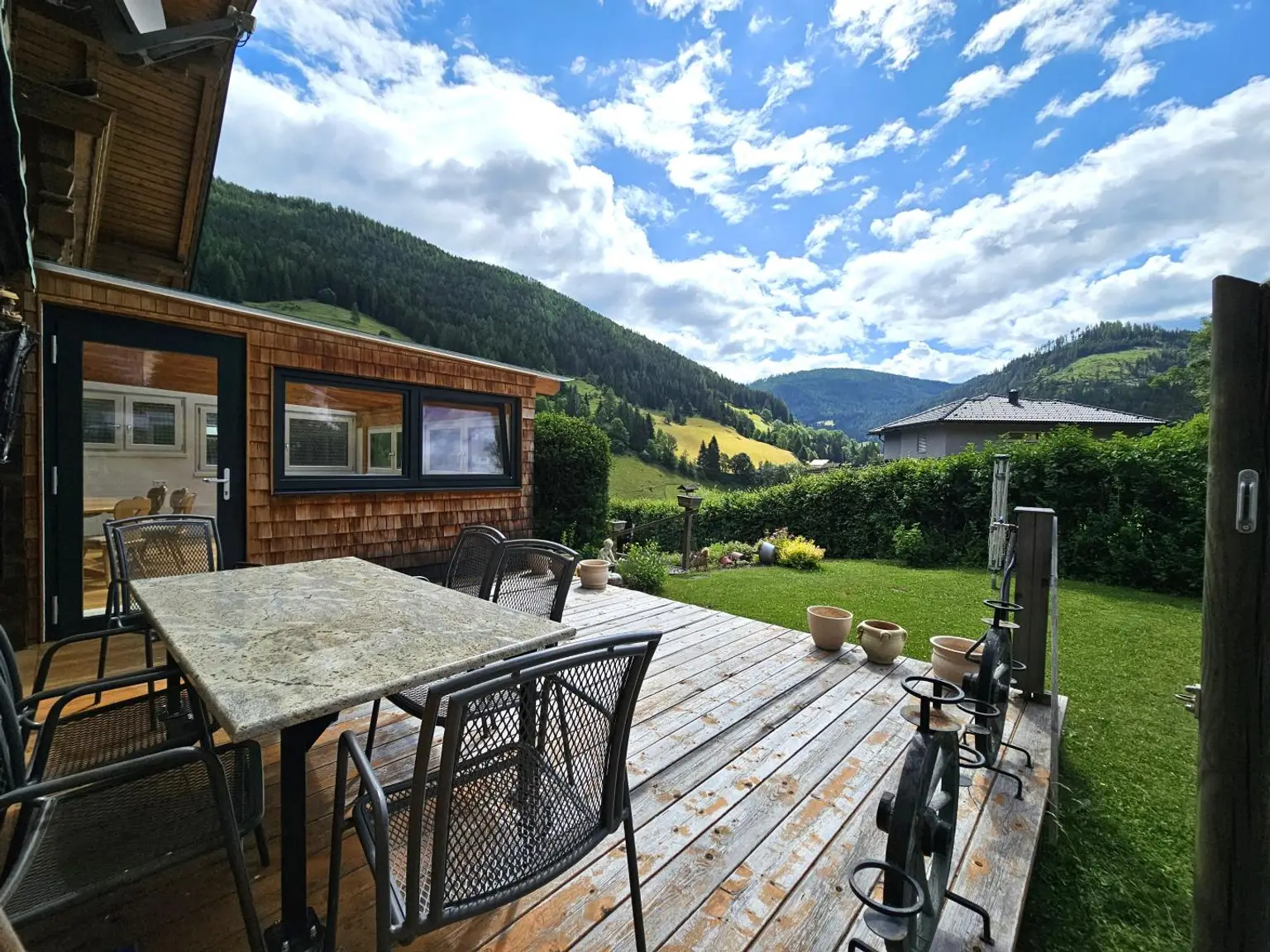 Landhaus mit Chalet-Charakter am Fuße der Turracher Höhe