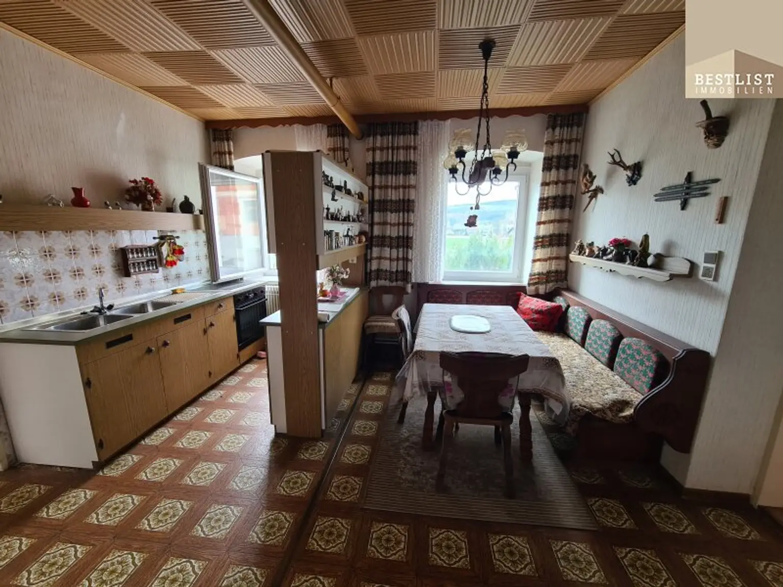 4 Wohnungen - 1 Gebäude - Perfektes Mehrfamilienhaus