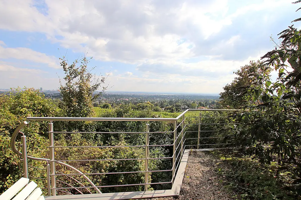 Eigengrund: Grünland mit Gartenhaus - Großes Grundstück in Mauer am Kadoltsberg - direkt am Lainzer Tiergarten