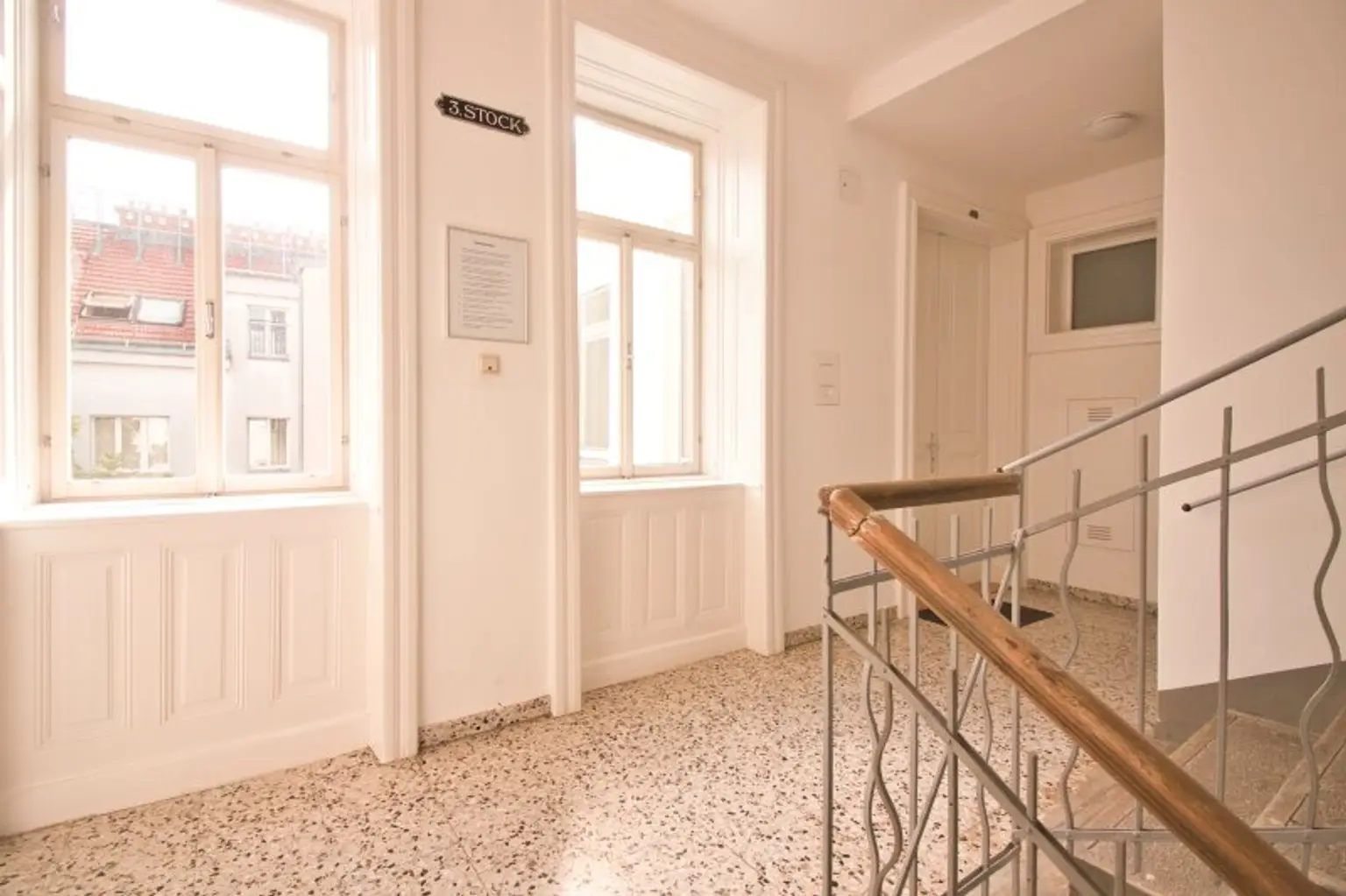 Moderne trifft Klassik | ERSTBEZUG | ruhige, charmante 2-Zimmer-Wohnung nahe Bahnhof Penzing