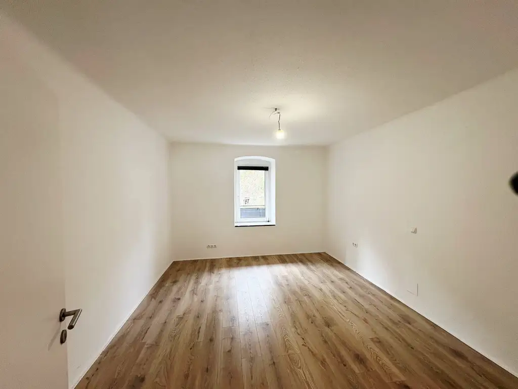 Gemütliche 3 Zimmerwohnung mit Balkon und Gartenbenutzung in Kremsmünster