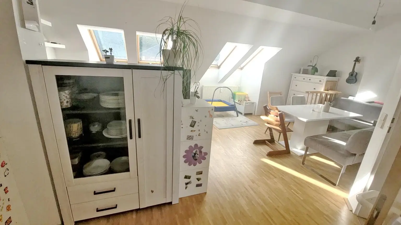 ENNS - Helle, großzügige 3-Zimmerwohnung mit zwei Balkonen und KFZ-Stellplatz!