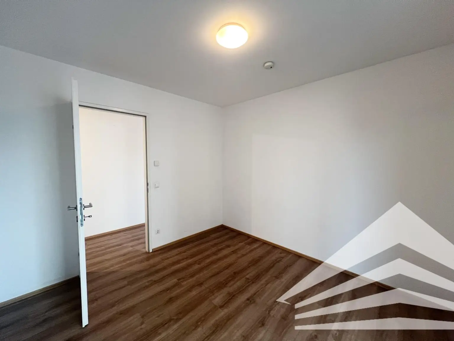 Gut aufgeteilte 3-Zimmerwohnung mit Terrasse und Küche!