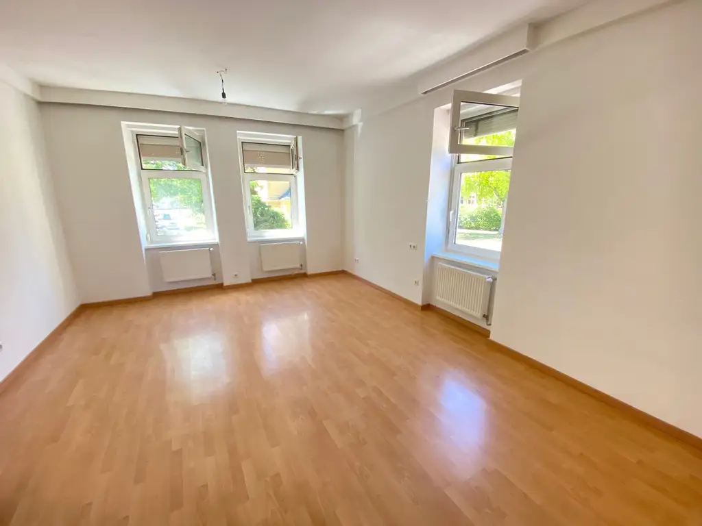 2 ZIMMERWOHNUNG IN KLEINMÜNCHEN