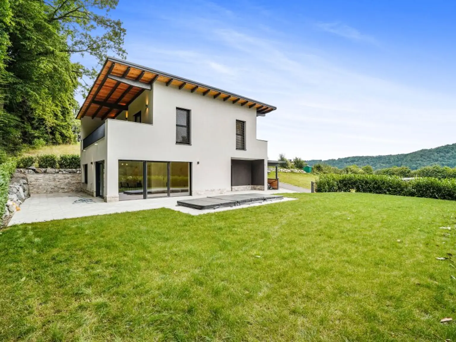 Vulkanland-Idylle trifft Design – Exklusives Architektenhaus in Kirchbach