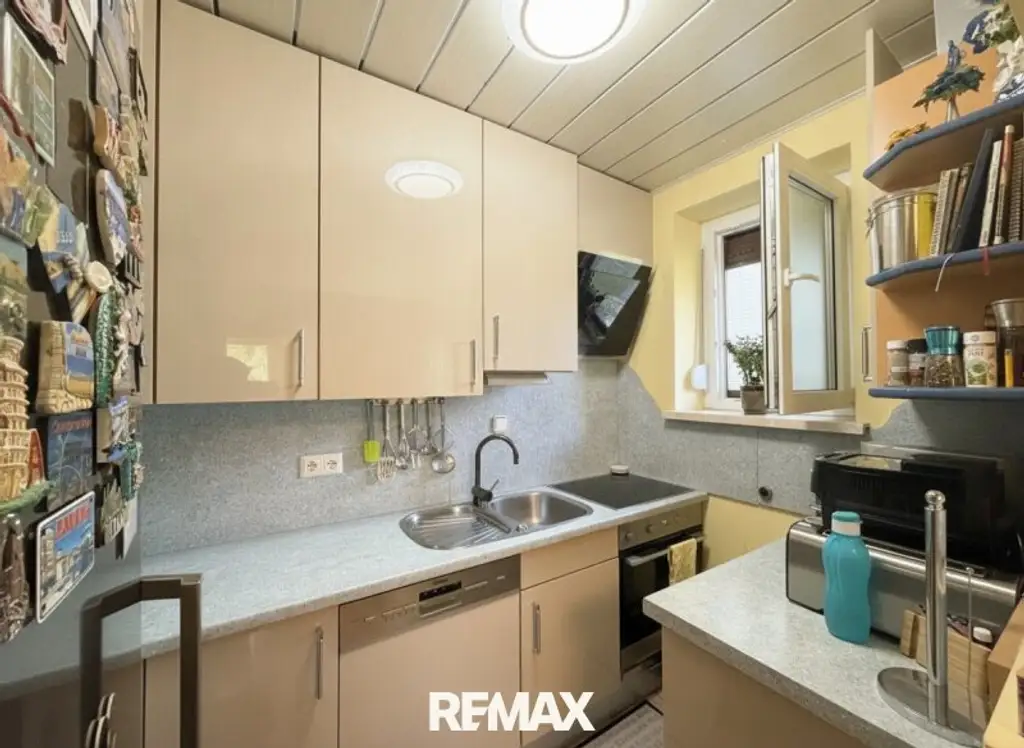 Frisch renoviert! Helle 3-Zimmer-Wohnung mit neuem Bad, neuer Elektrik, moderner Küche & Grünblick in Kapfenberg