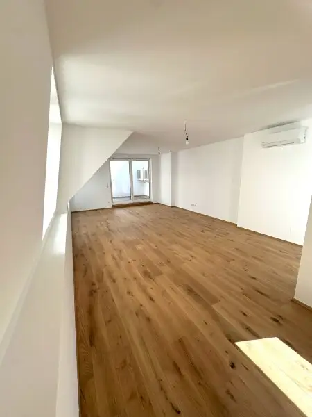 Elegantes Wohnen über den Dächern Wiens - exklusive 4 Zimmer Dachgeschosswohnung mit Terrasse