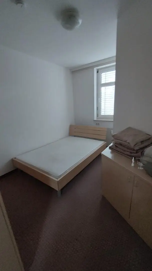 Teilmöblierte 2-Zimmer Wohnung zu vermieten!