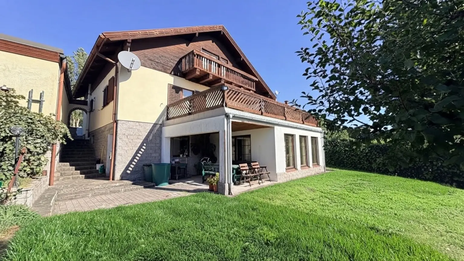 Großzügiges 4-Zimmer-Einfamilienhaus mit Terrasse und Garage in Ruhelage von Neulengbach mit Fernsicht!