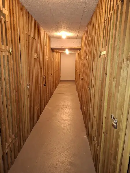 3 ZIMMER  WOHNUNG - HELL und RUHIG ab 01.10.2025