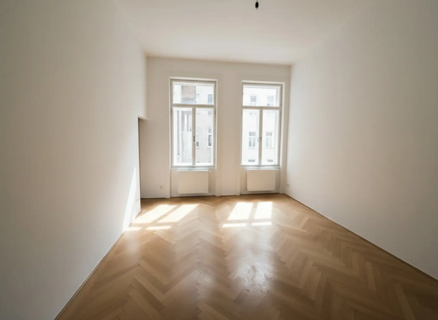 Charmantes, ansprechendes Apartment in zentraler Lage des 8. Bezirks mit zwei kleinen Balkonen