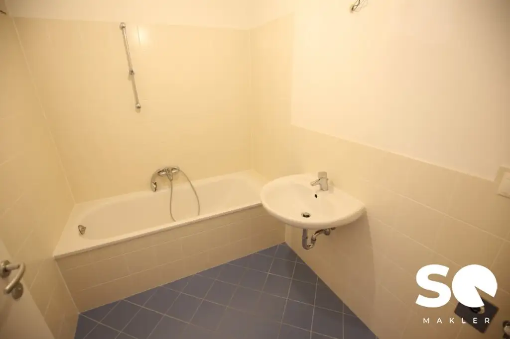 #SQ TOP 2 ZIMMER NEUBAU WOHNUNG MIT BALKON