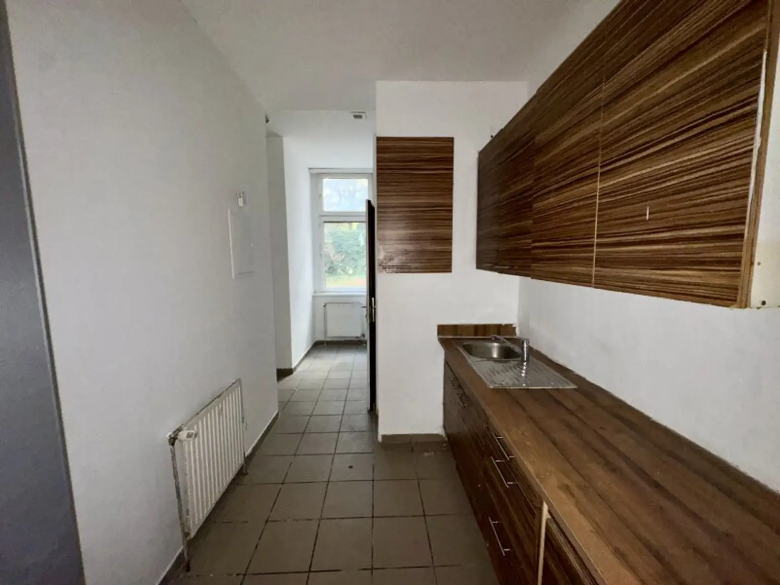 Sanierungsbedarf mit Potenzial – Gestalten Sie Ihr Zuhause in Meidling!