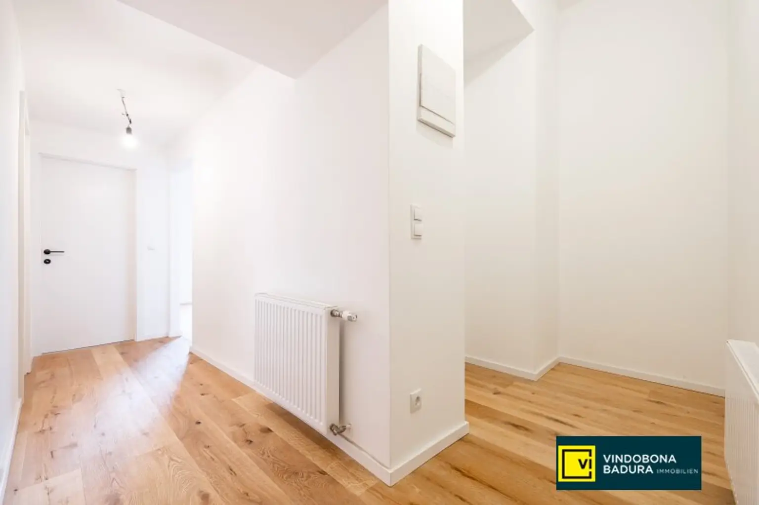 Wohnen mit Geschichte | Stilvoll sanierte 2-Zimmer-Wohnung I PROVISIONSFREI