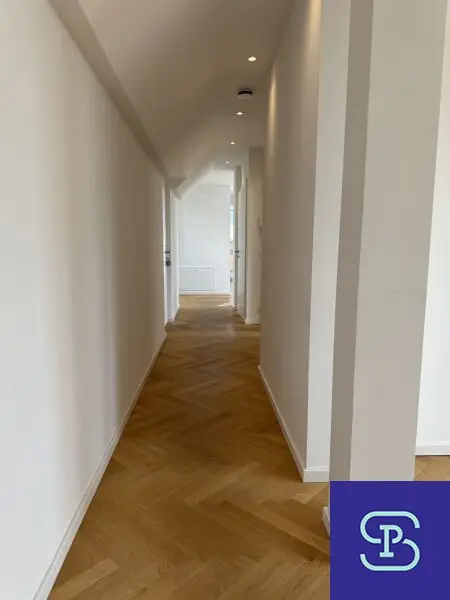 Provisionsfrei: Klimatisierte 73m² DG-Wohnung + 10,2m² Terrasse Nähe Karmelitermarkt - 1020 Wien